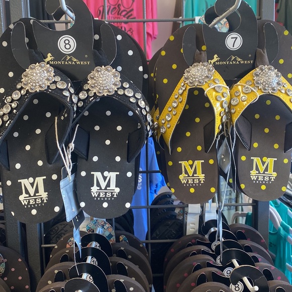 Mystery Montana West Bling Sandals - Picture 15 of 15